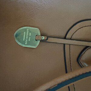 London Fog Pocketbook